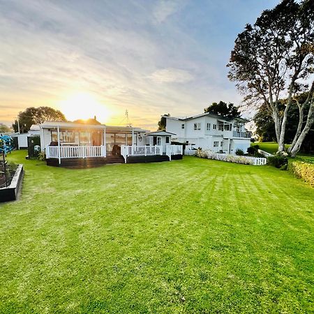 Monarch Cottage On The Estuary Athenree Exterior photo